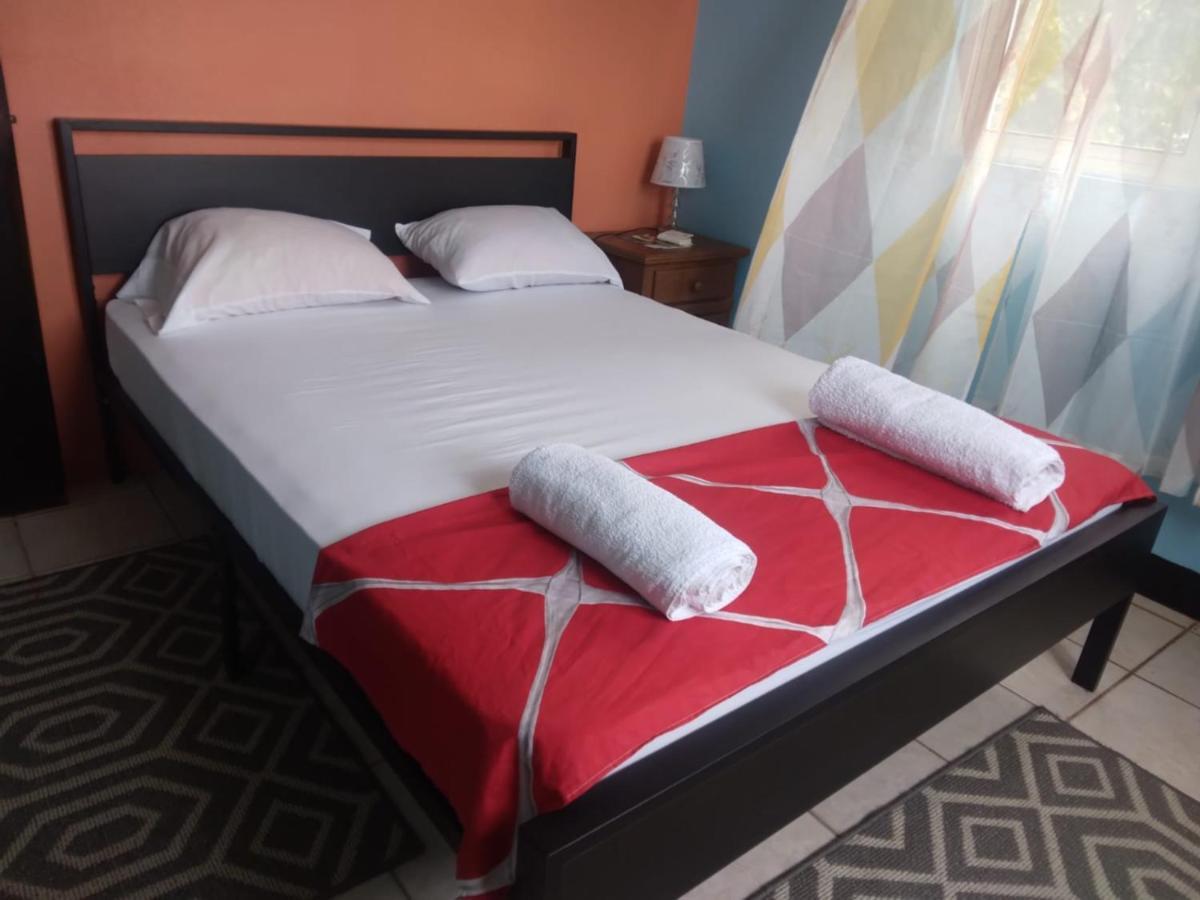 Danglez Bed & Breakfast Bataka Экстерьер фото
